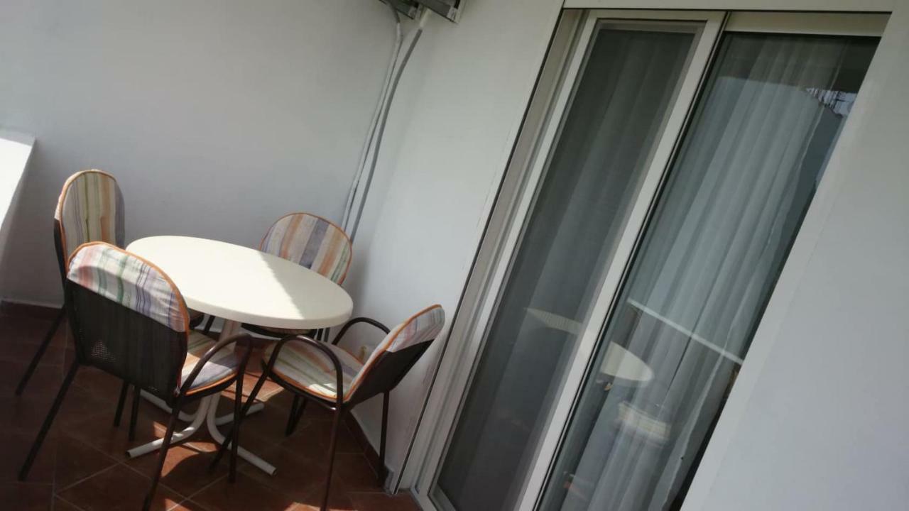 Luce Di Sole Apartment 울친 외부 사진